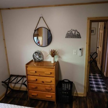 Butler Cabin At The Cove At Watauga Lake מראה חיצוני תמונה