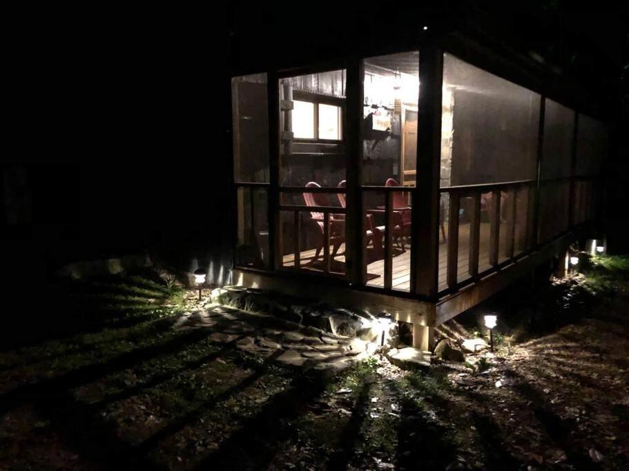 Butler Cabin At The Cove At Watauga Lake מראה חיצוני תמונה